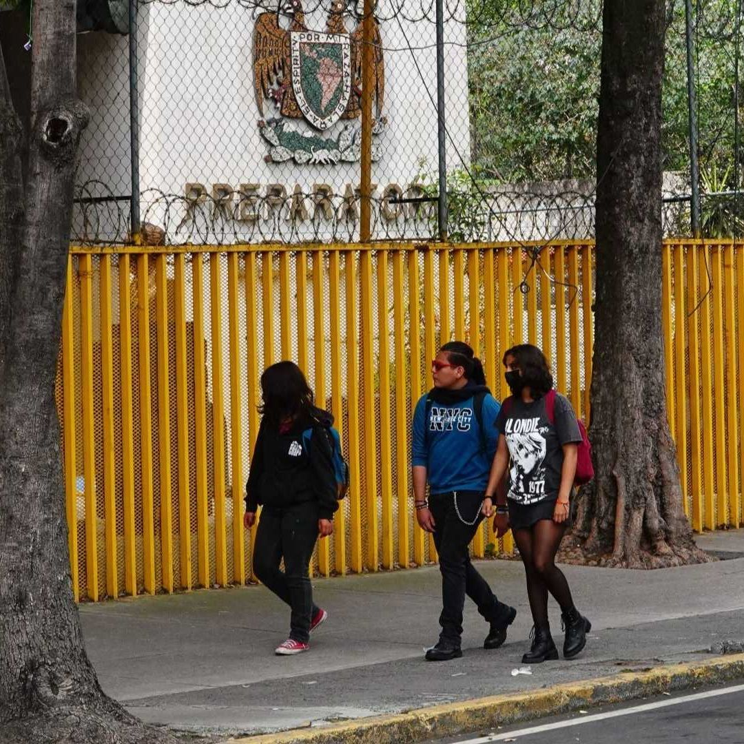 Conoce cómo saber el CCT de Prepa y CCH de la UNAM para la Beca Benito Juárez
