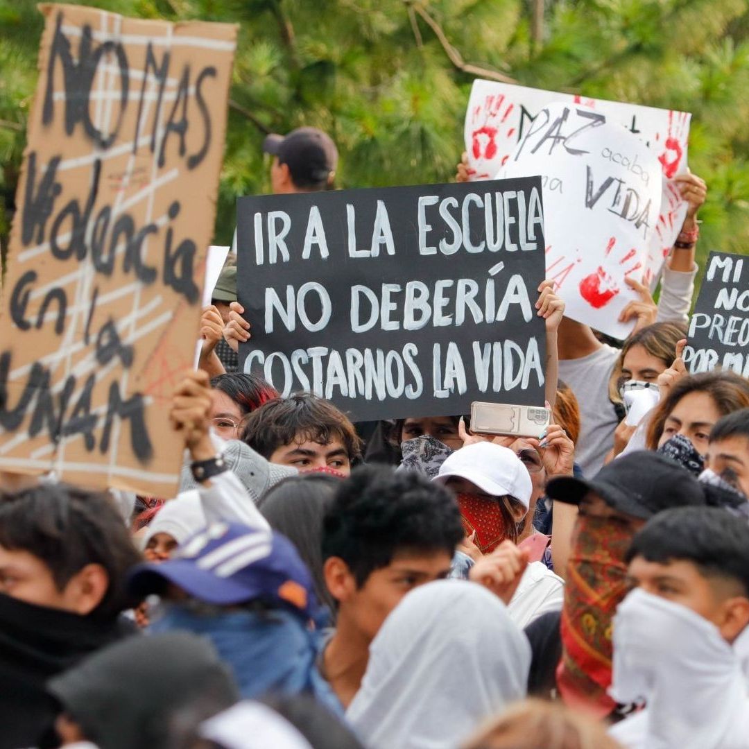 Marcha del silencio por muerte de estudiante en CCH Sur
