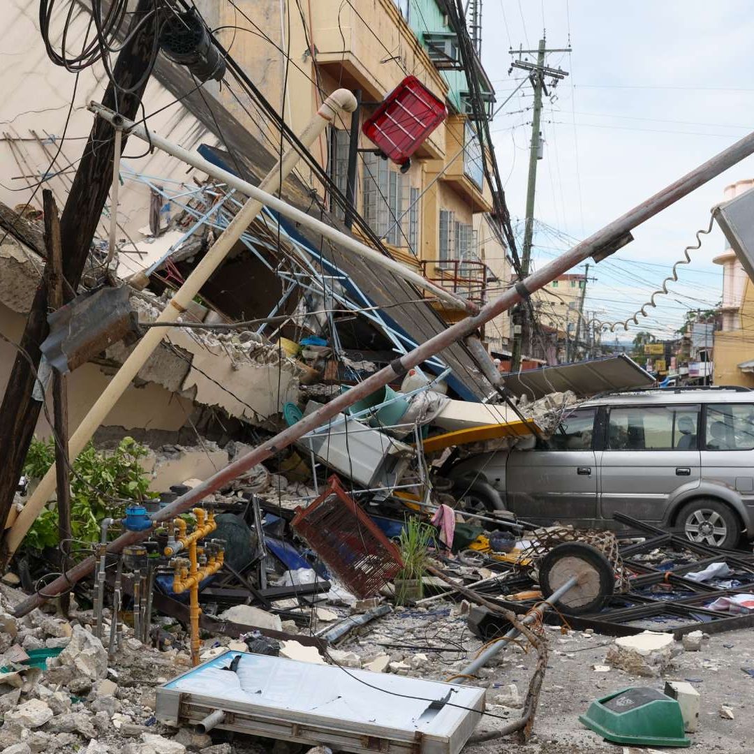 Suman 69 Muertos Por Terremoto en Filipinas; SRE Contacta a Mexicanos y Ofrece Asistencia.