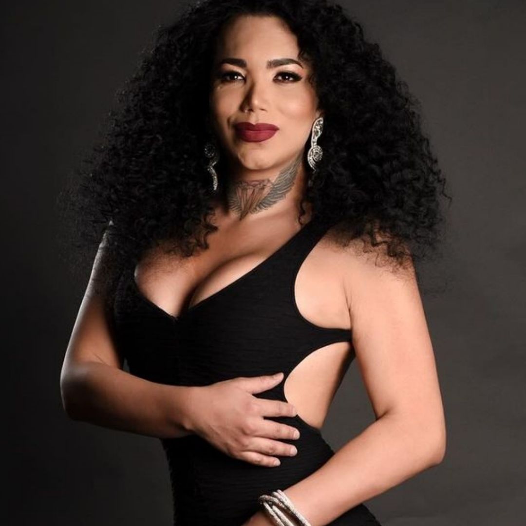 Paola Suárez protagoniza memes en Halloween