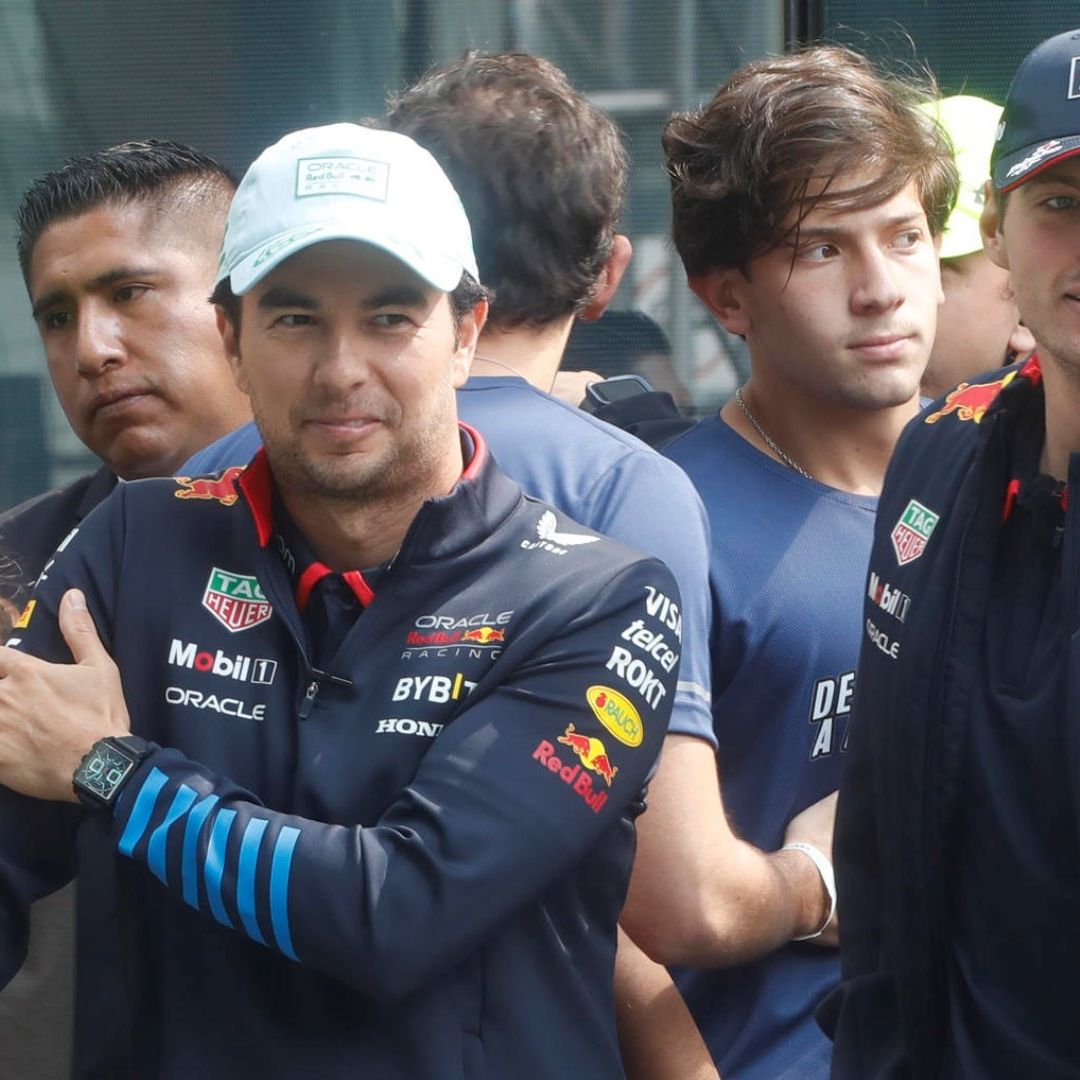 Checo Pérez y Max Verstappen reciben Miaw