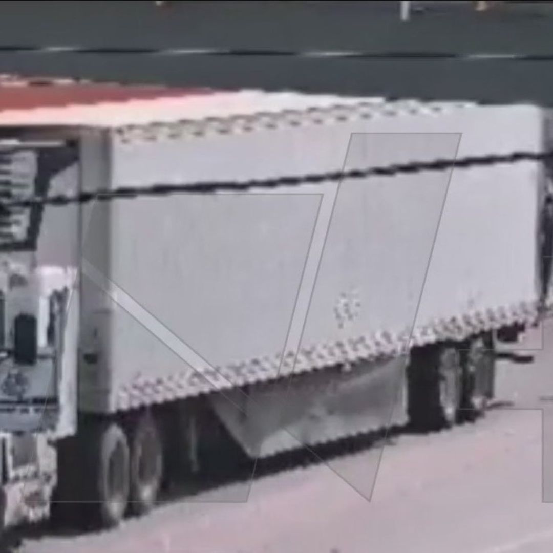 Detienen a Hombre con Caja de Tráiler Robada