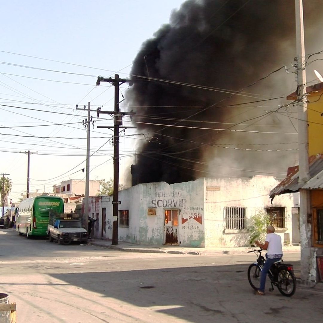 Incendio en colonia Industrial, en Monterrey