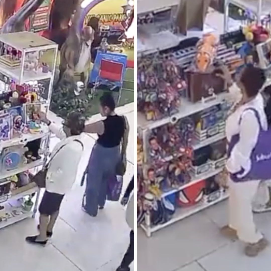 Dulce ancianita y otra mujer roban muñecos en Plaza Dorada de Puebla.