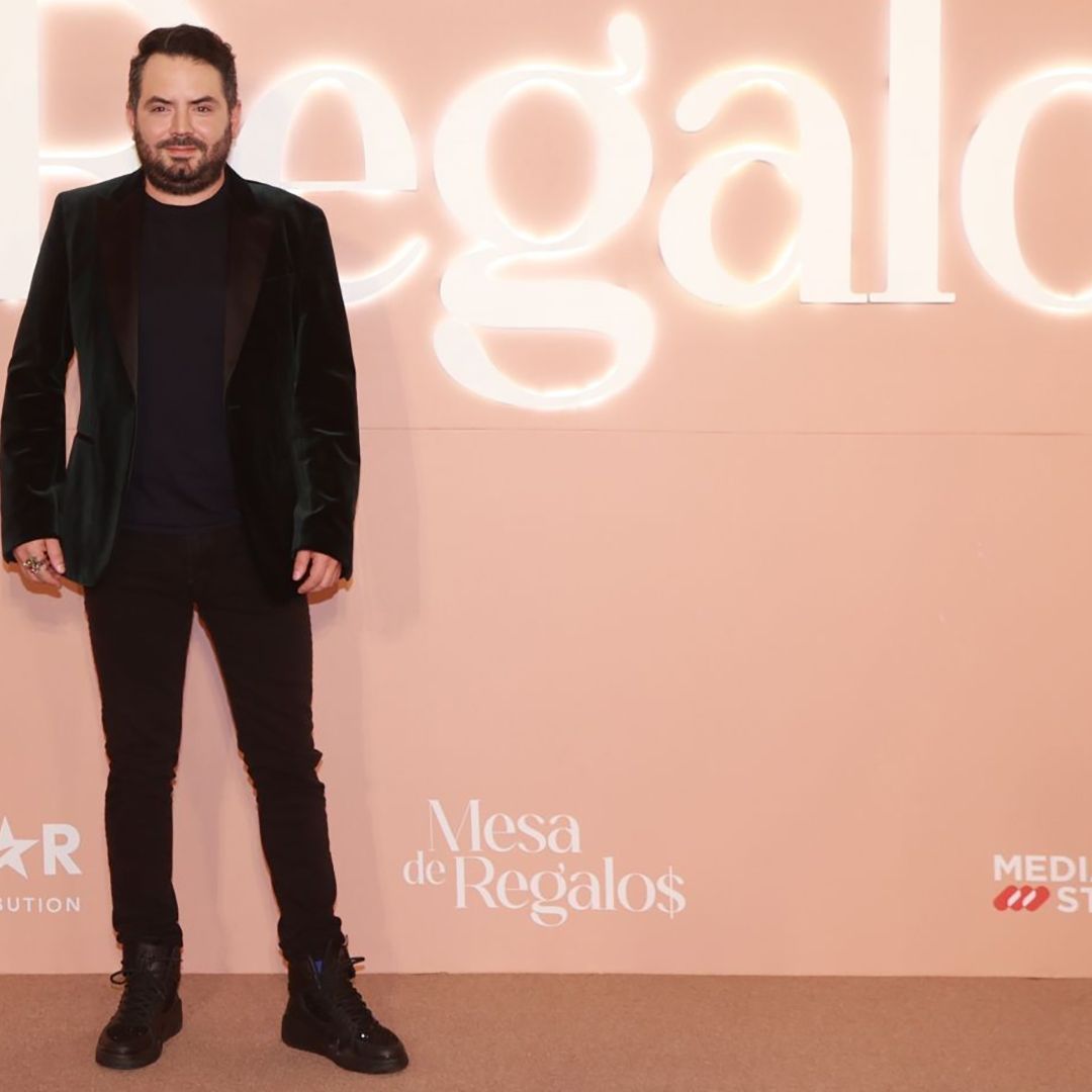 José Eduardo Derbez en la premier de la cinta 'Mesa de regalos'.