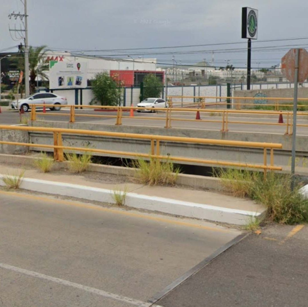Encuentran a Mujer Extraviada con Esquizofrenia Debajo de un Puente en Hermosillo