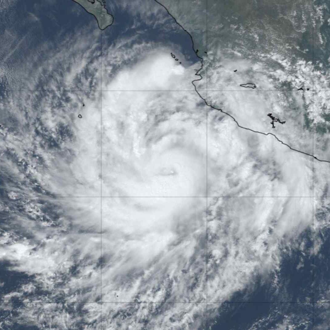 Huracán Priscilla Frente a Costas de México. Foto: Conagua