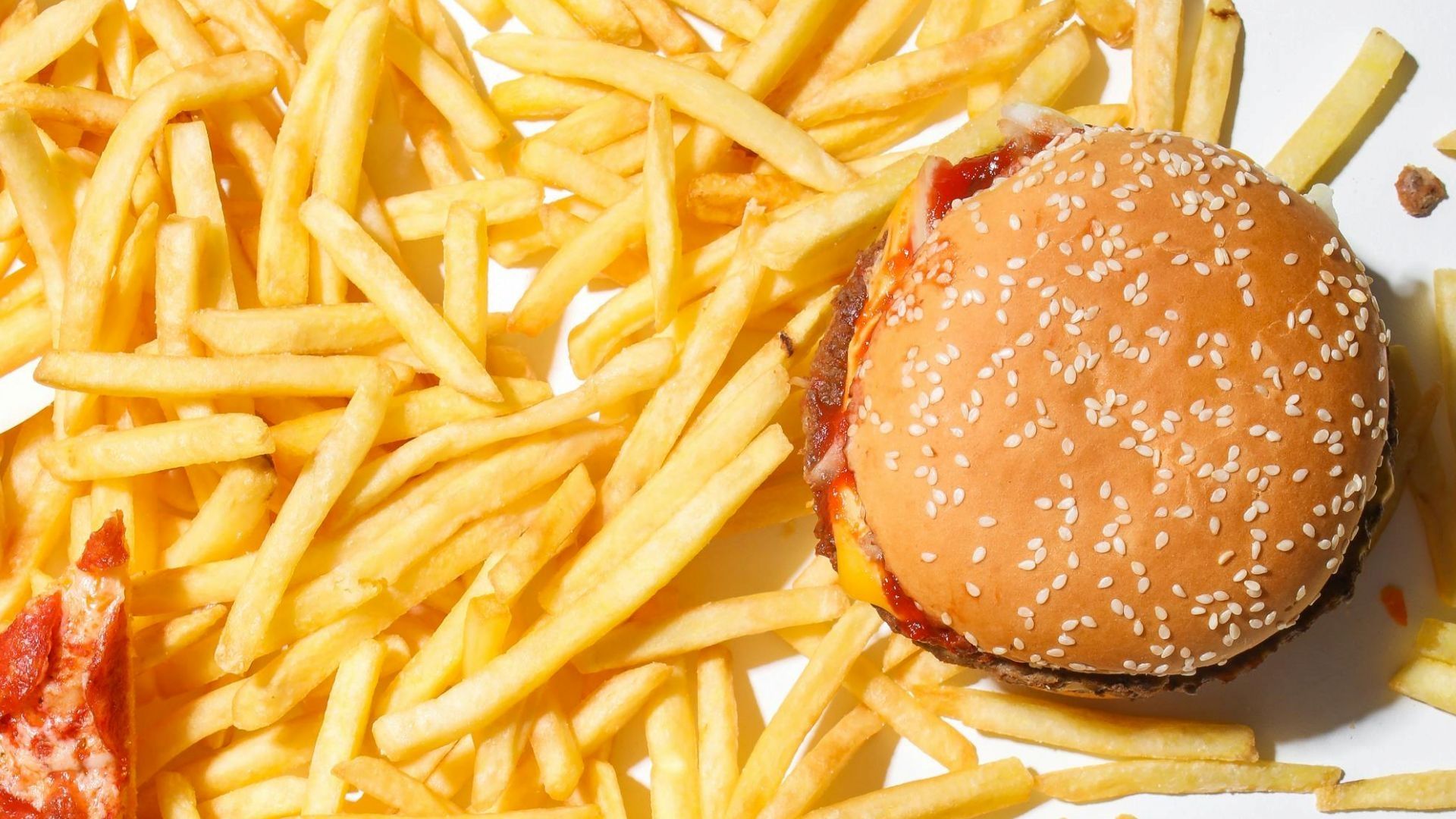 Aumentan infectados por hamburguesas contaminadas de McDonald's