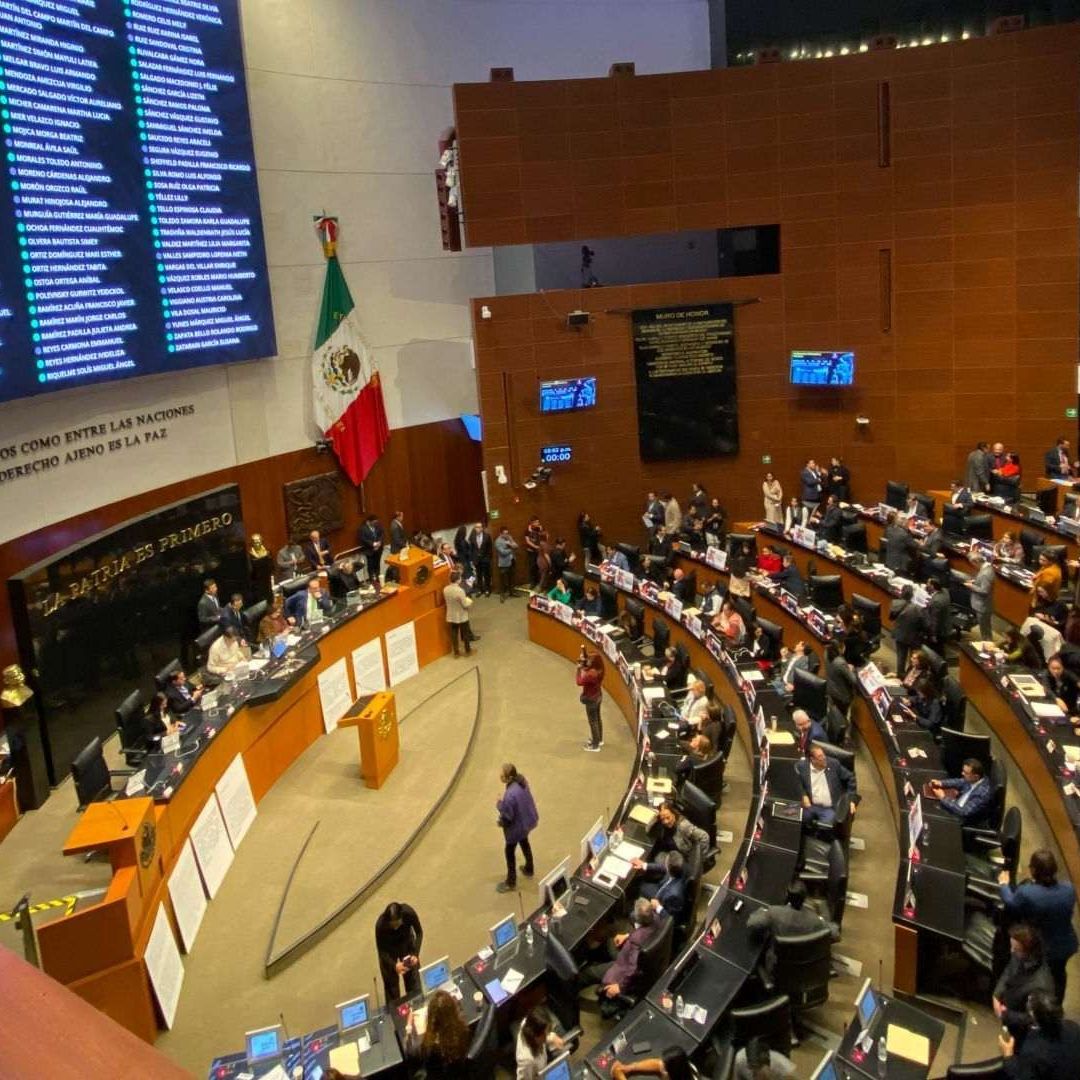 Aprueban Reforma para Prohibir Impugnación de Modificaciones Constitucionales