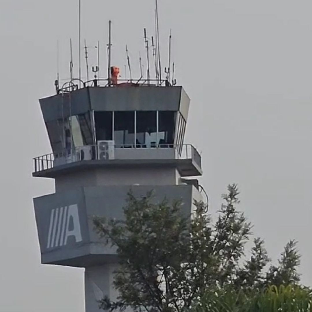 Suspenden Vuelos en Aeropuerto de Puebla por Actividad del Volcán Popocatépetl: Viajes Afectados
