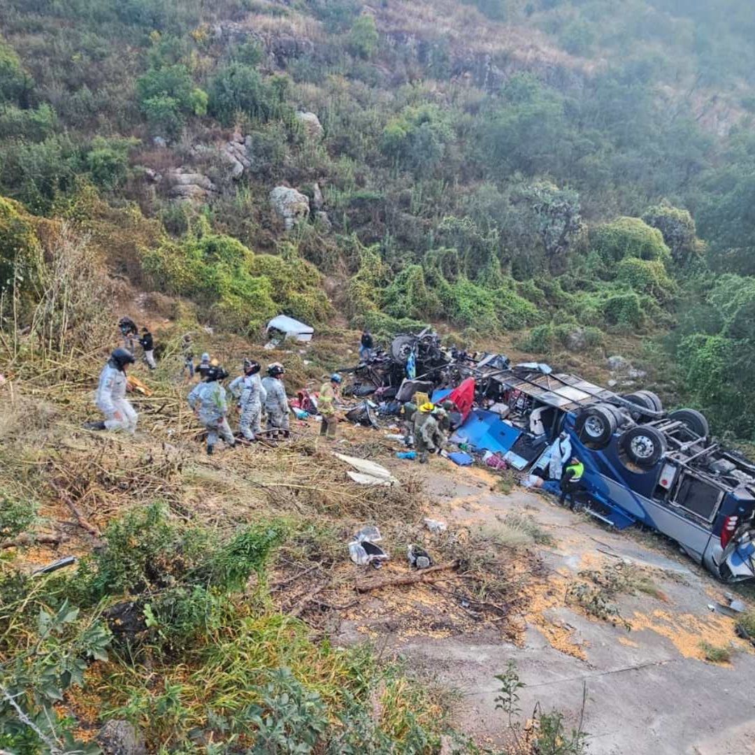 Lista de víctimas de Accidente en autopista Osiris deja 24 muertos y 5 lesionados