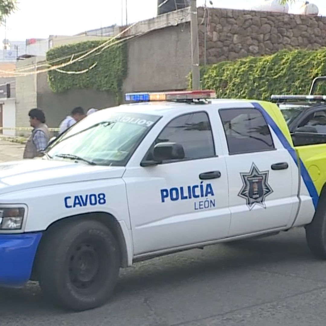 Hombres Asaltan a Pareja y le Quitan un Reloj de Lujo y un Bolso con Joyería en León. Foto: Nmás Bajío