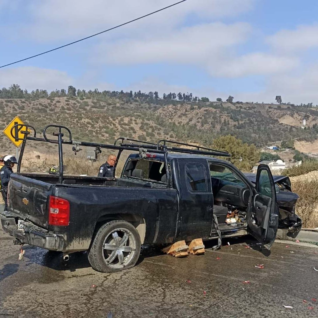 Fallece Hombre Tras Fuerte Choque en el Libramiento Sur de Tijuana