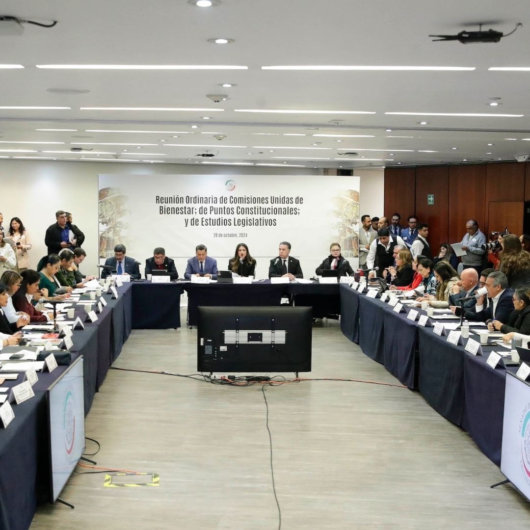 Avanza Reforma para que Personas Mayores Reciban Pensión a los 65 Años