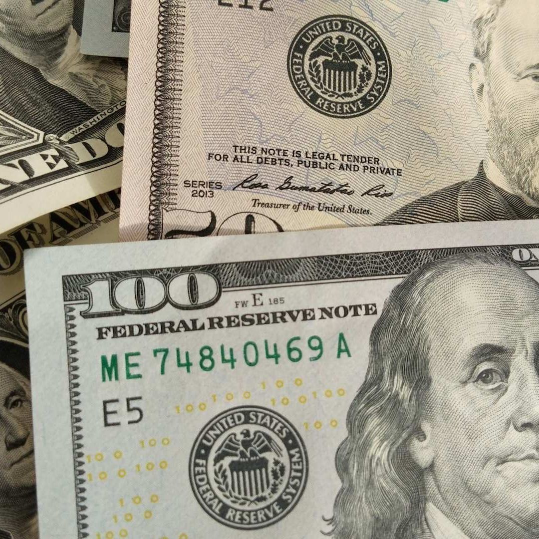 Precio del Dólar Hoy MIÉRCOLES 8 de Octubre de 2025: Así Está el Tipo de Cambio con el Peso