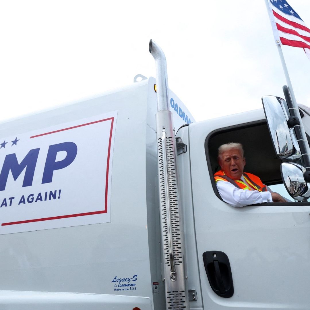 La idea de llegar en un camión de basura fue de alguien del equipo del propio Trump. Foto Reuters