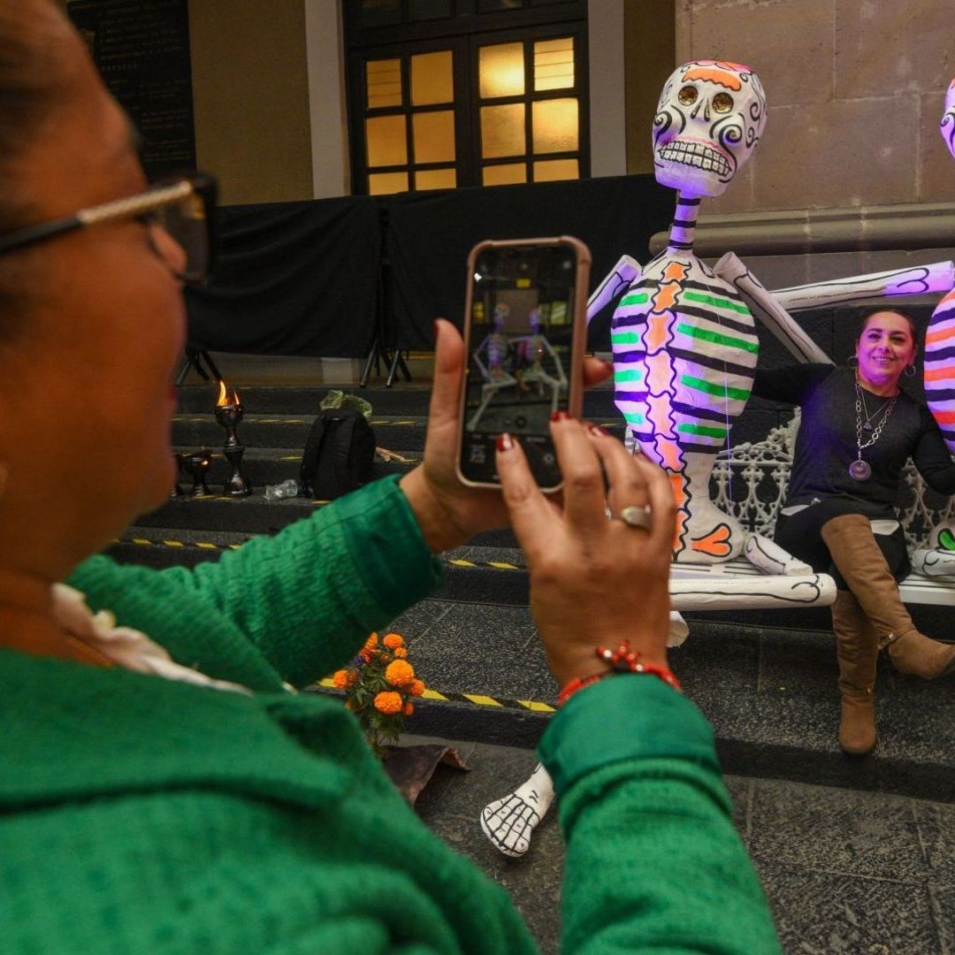 Los días 1 y 2 de noviembre son feriados o se trabaja consulta qué dice la LFT sobre si el Día de Muertos es festivo laboral