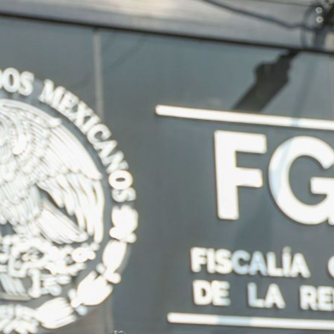 imagen de la FGR en edificio