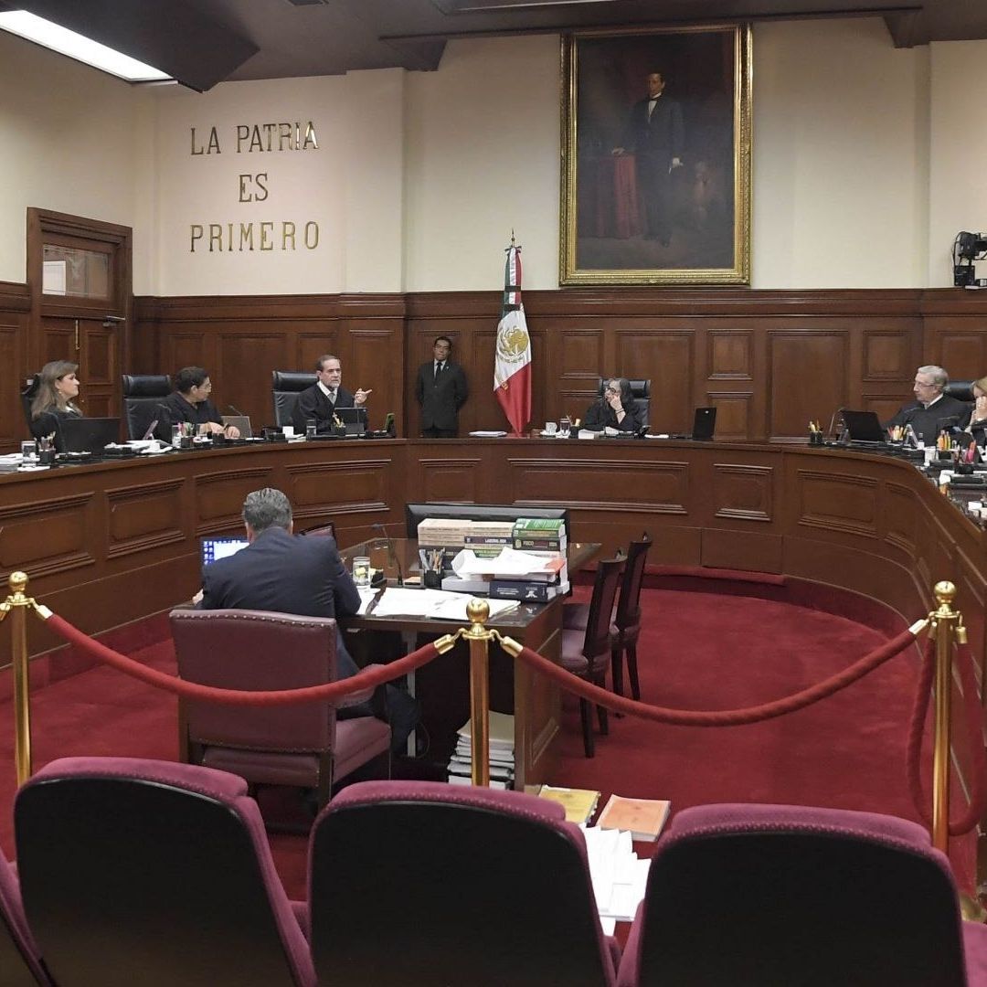Podcast N+ | Renuncian Ocho Ministros, Tragedia en España y Flor de Cempasúchil