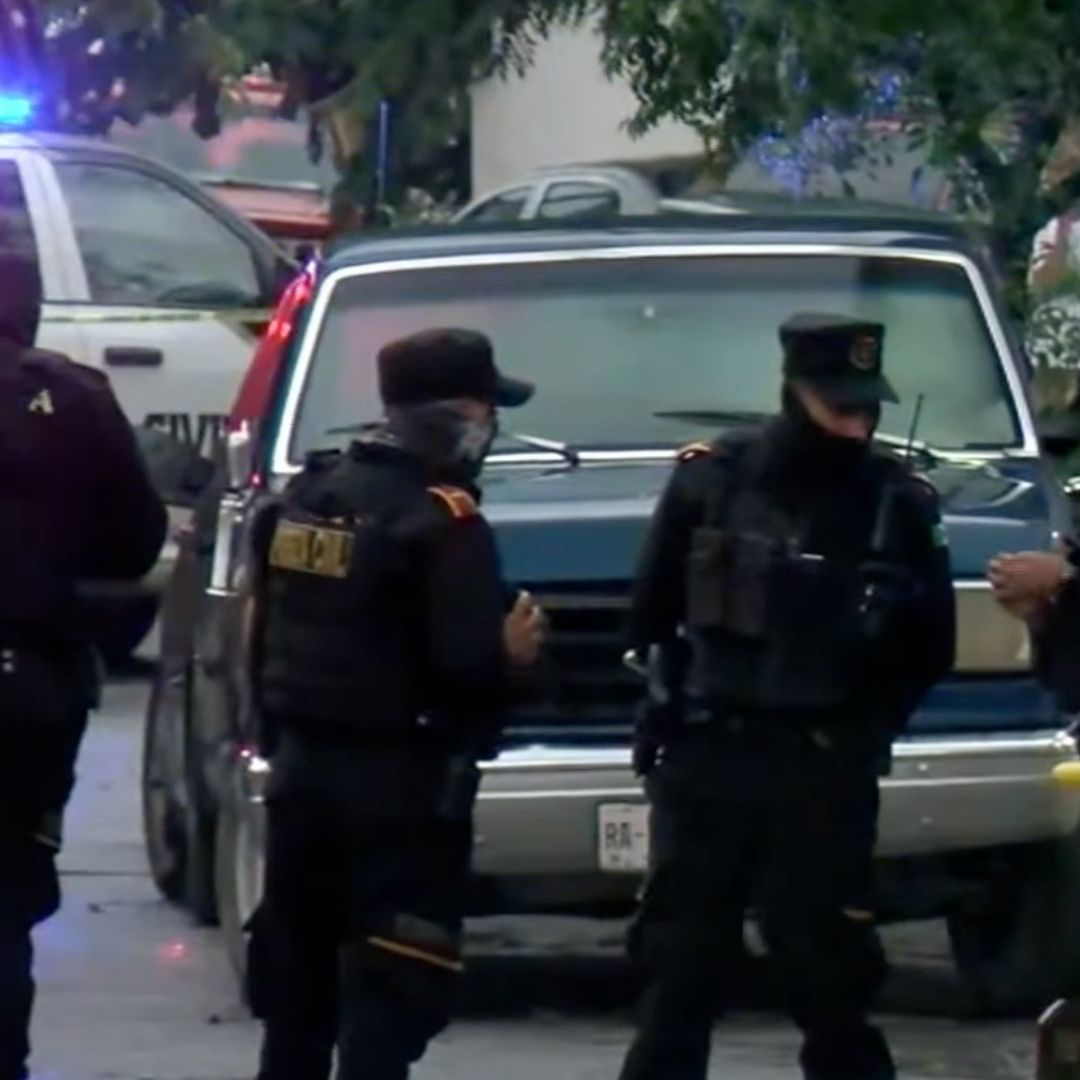 Policías