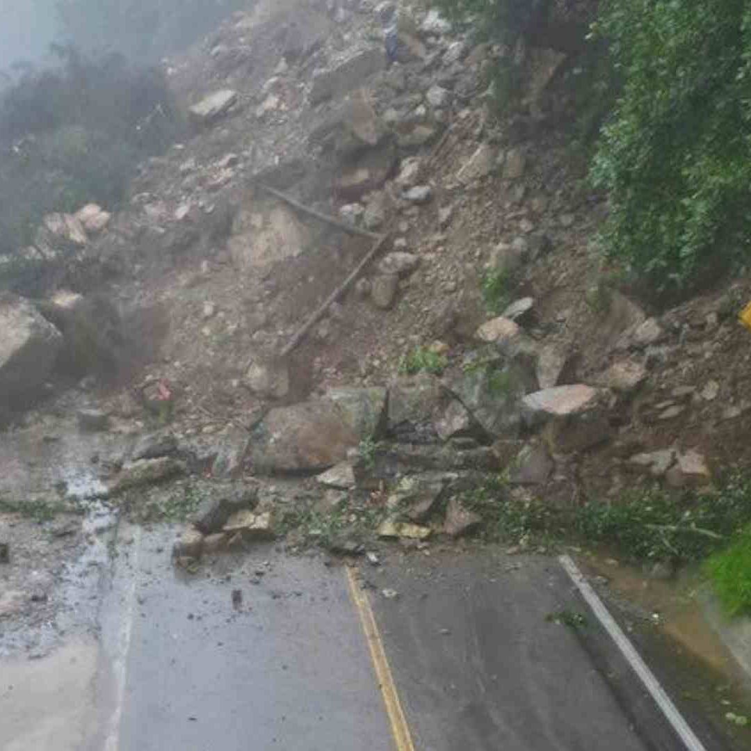 Deslave en la Sierra de Querétaro Deja un Menor Fallecido