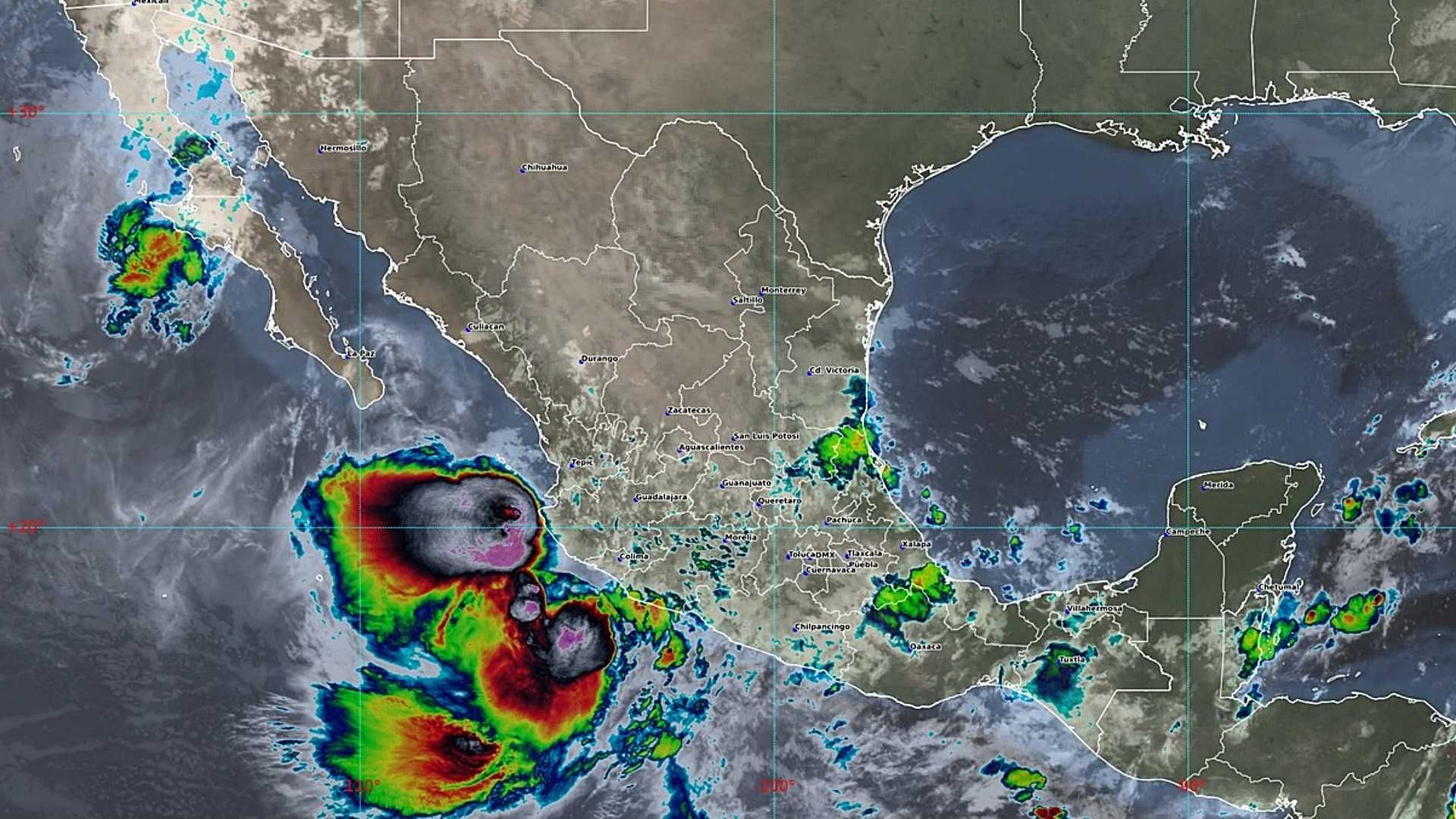Tormenta tropical Raymond en aguas del Pacífico mexicano