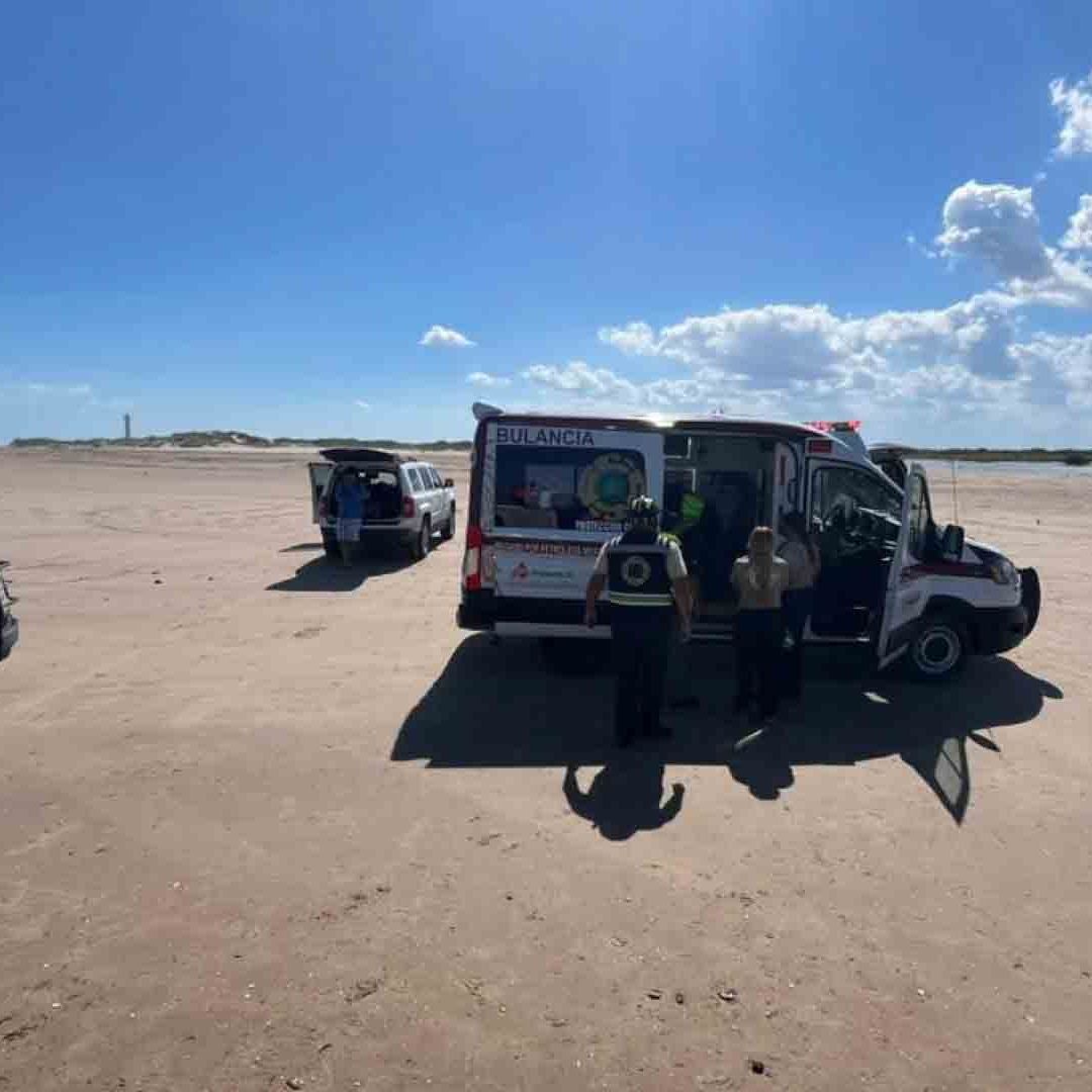Operativo de Búsqueda de Hombre Desaparecido en Aguas de la Playa Bagdad