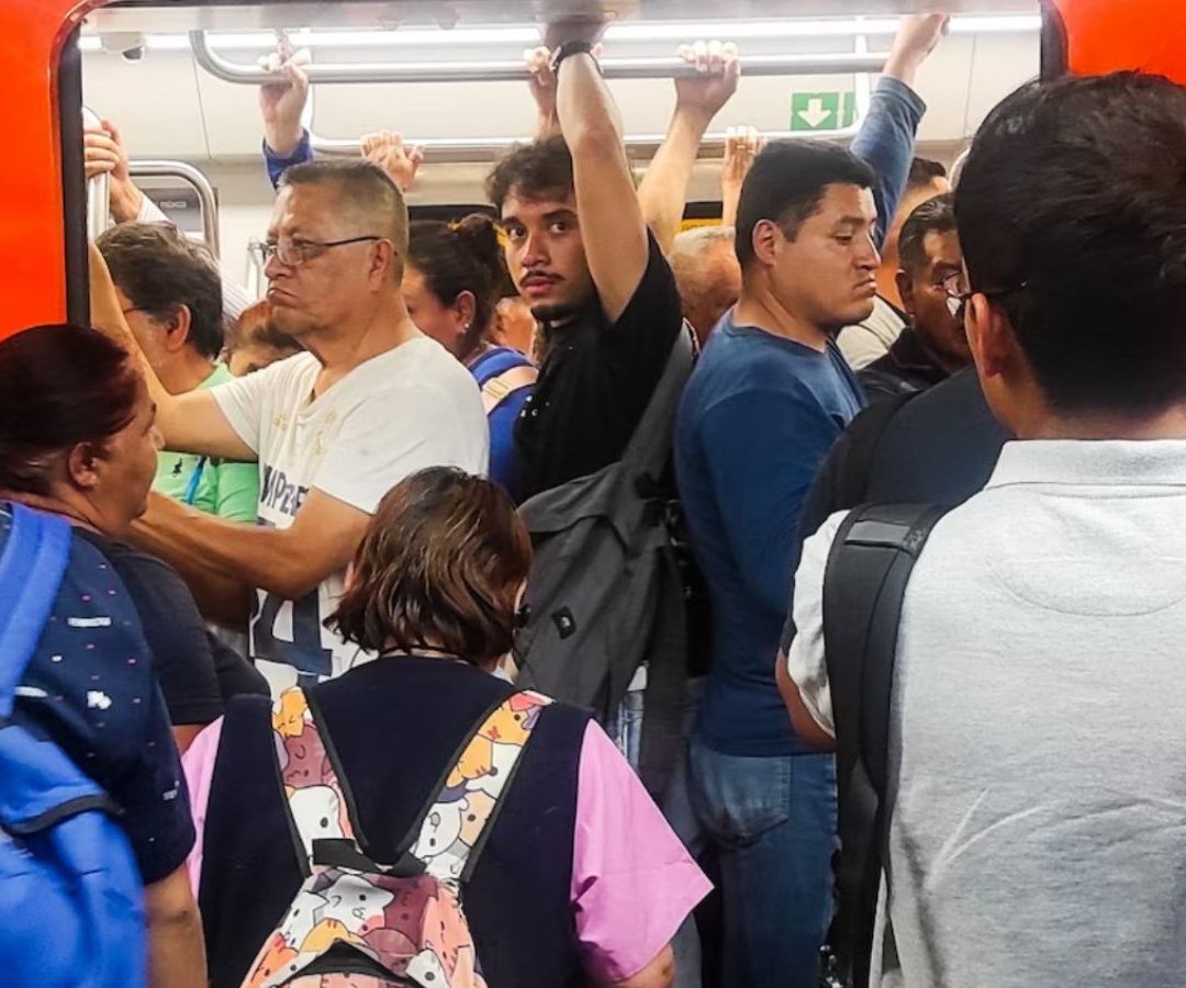 ¿Qué Pasó Hoy, Sábado 11 de Octubre en la Estación Deportivo Oceanía de la Línea B del Metro?. Foto: Cuartoscuro