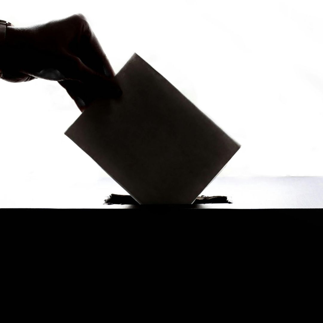 ¿Por qué las Elecciones en Estados Unidos Siempre Son en Martes?