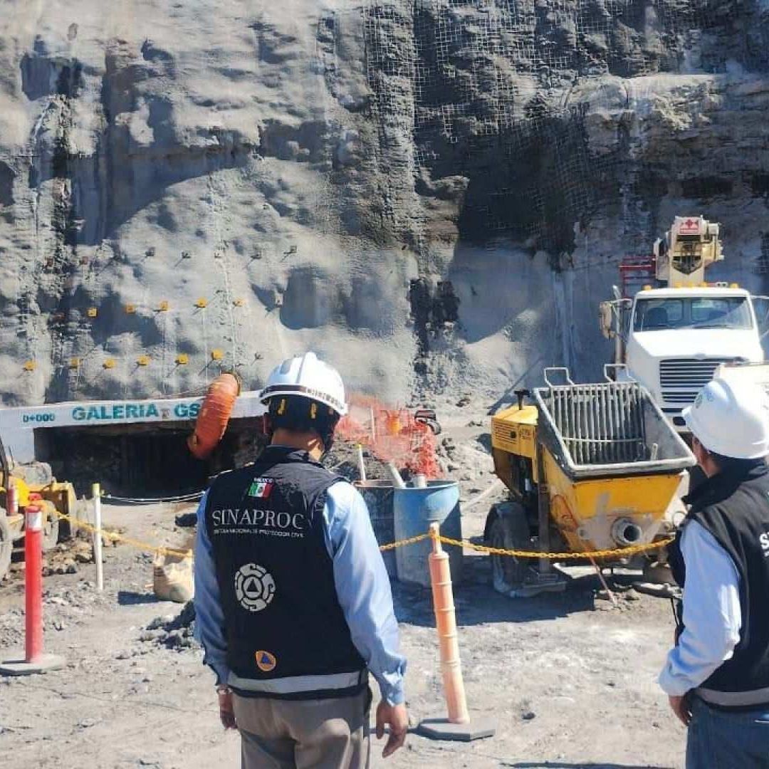 Trabajos de rescate de mineros en mina 'El Pinabete', en Coahuila