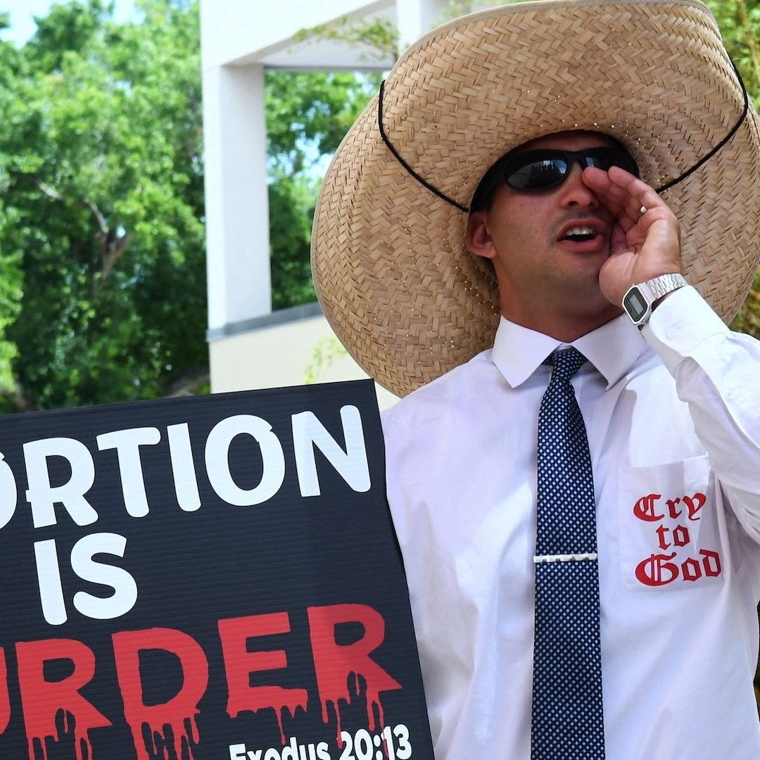 Florida vota por continuar prohibición al aborto