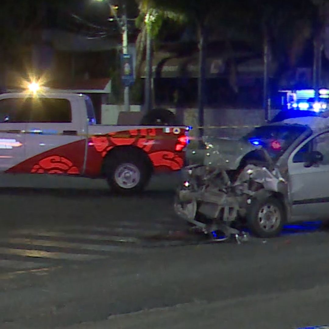 Mujer Muere Prensada en Choque, Presuntamente por Exceso de Velocidad