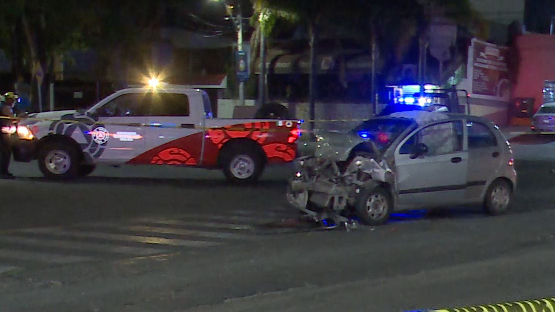 Mujer Muere Prensada en Choque, Presuntamente por Exceso de Velocidad