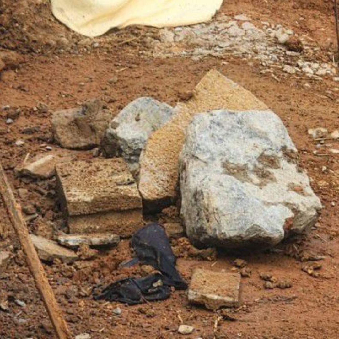 Albañil muere aplastado por barda en construcción de casa