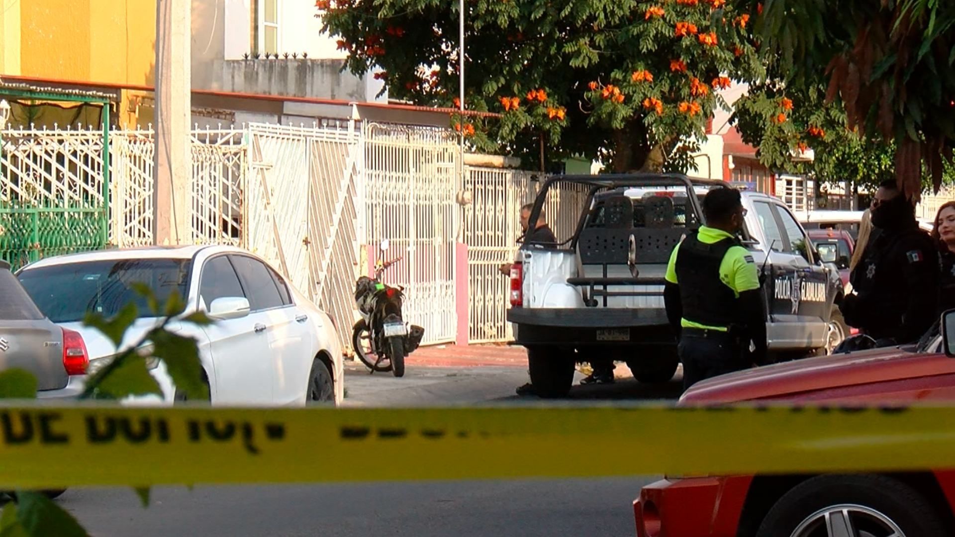 Asesinan a dos personas en domicilio de Guadalajara