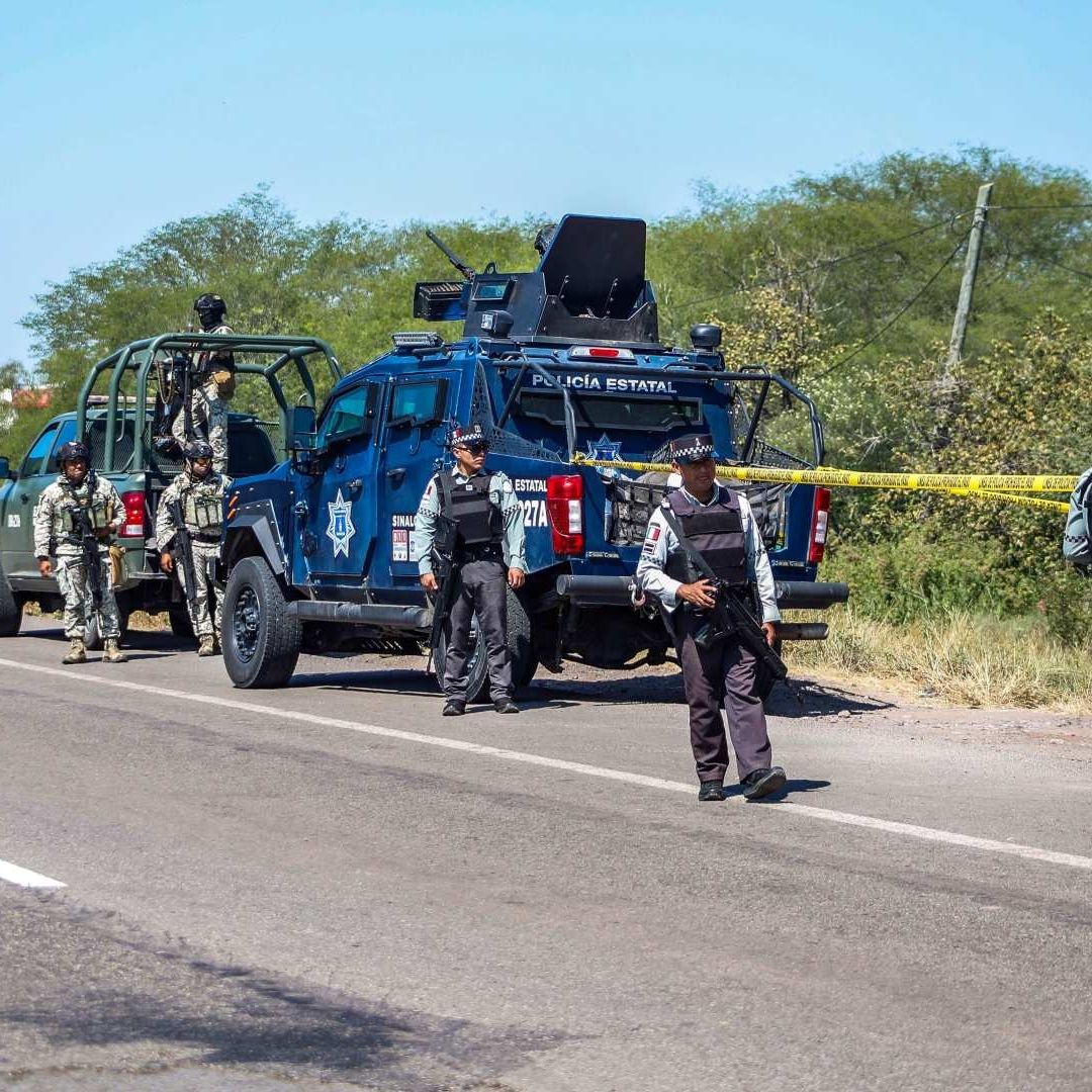 Bloquean Carreteras de Sinaloa con Ponchallantas; Reportan Varios Autos Afectados