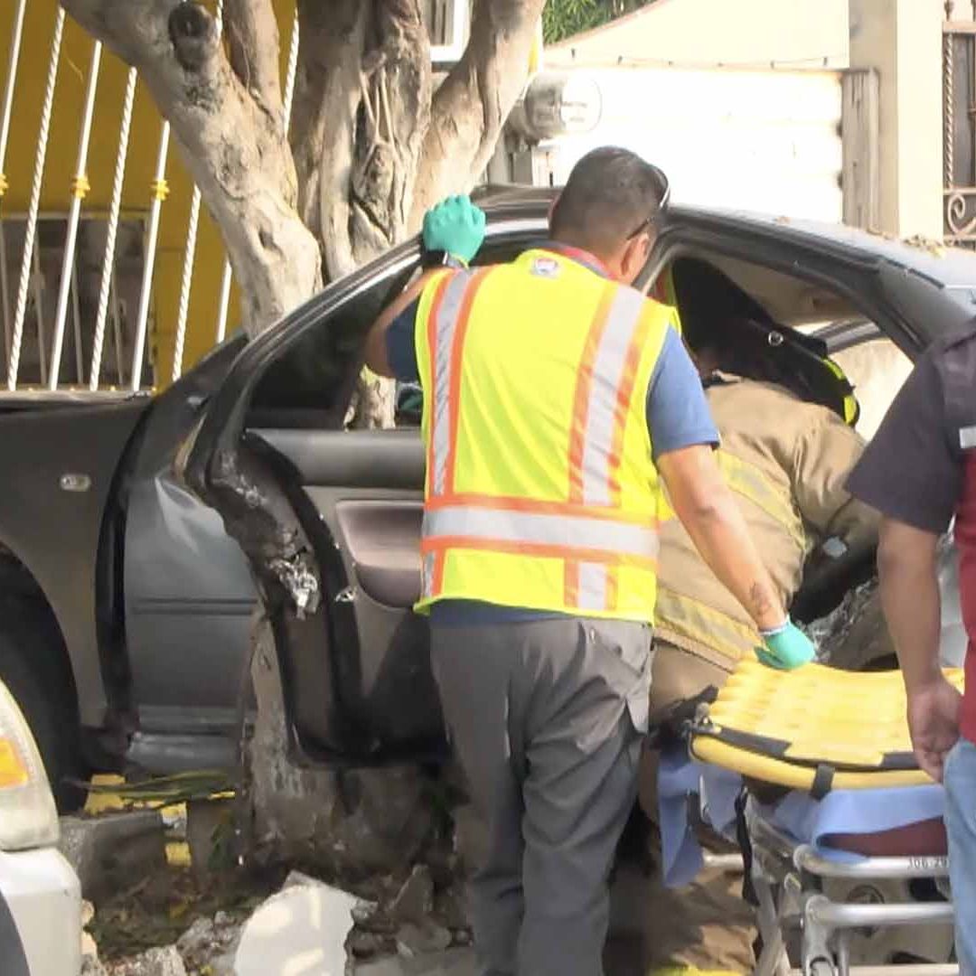 Familia Resulta Lesionada en Accidente Vehicular Colonia Hipódromo de Ciudad Madero