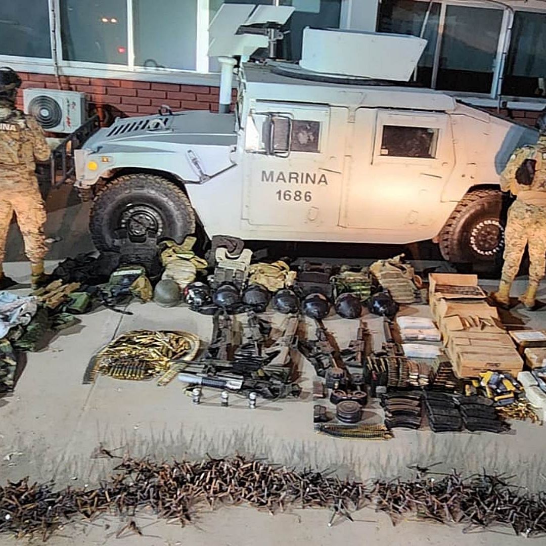 Marina Decomisa Arsenal en Sinaloa: Había Lanzagranadas, Ponchallantas y Armas de Grueso Calibre