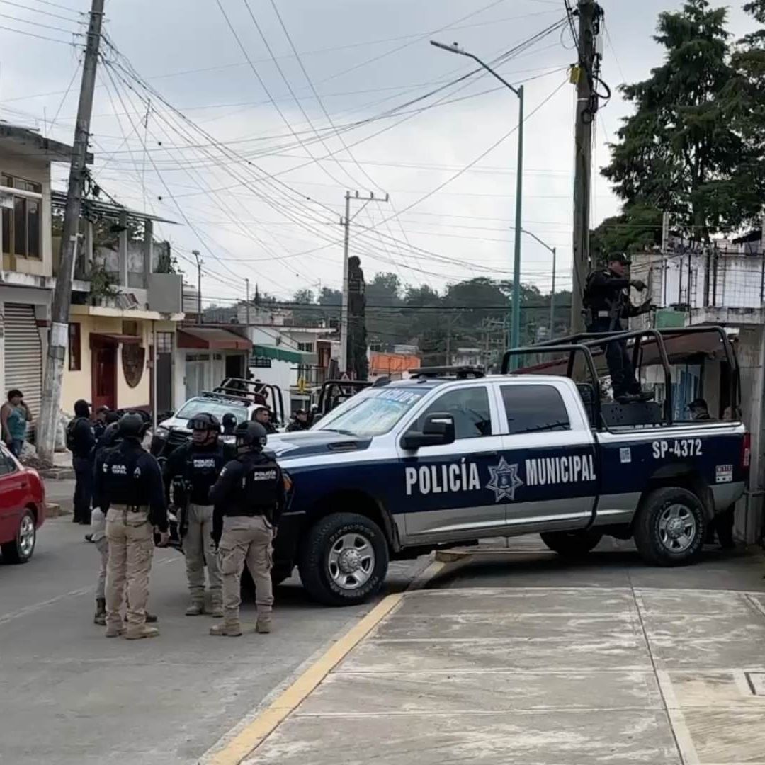 Policía Municipal realiza operativo de seguridad en la colonia Higueras