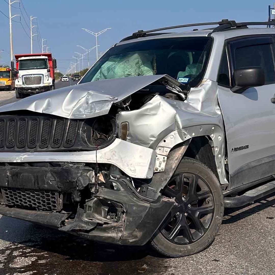 Presunta Imprudencia de Abuelito Causa Choque en Carretera a Reynosa; Familia Resulta Lesionada