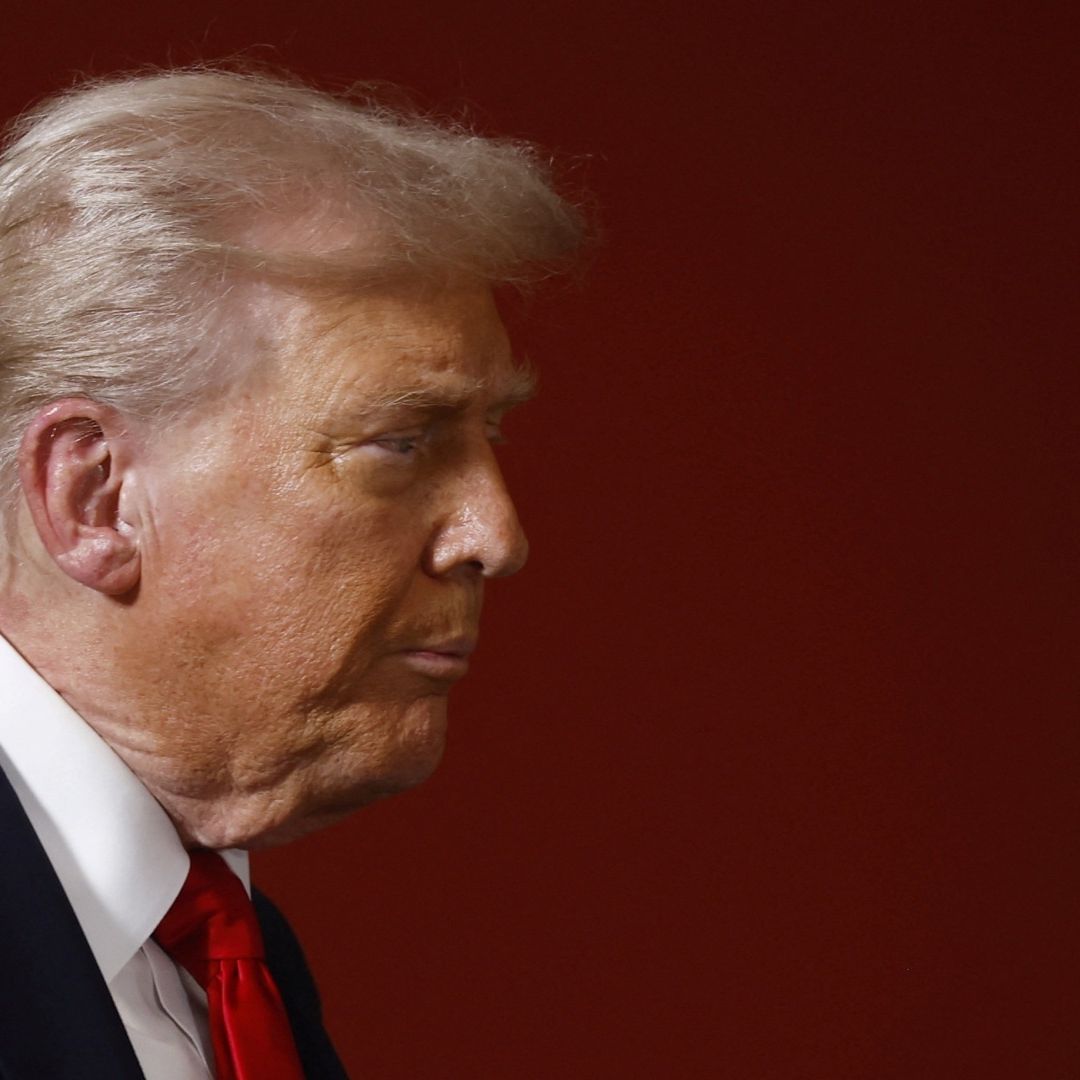 Trump Se Queja de la Revista Time por "Desaparecerle" el Cabello en Portada