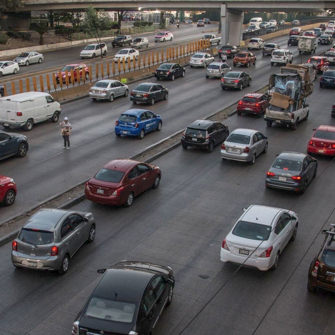Hoy No Circula Viernes 8 de Noviembre de 2024 en CDMX y Edomex