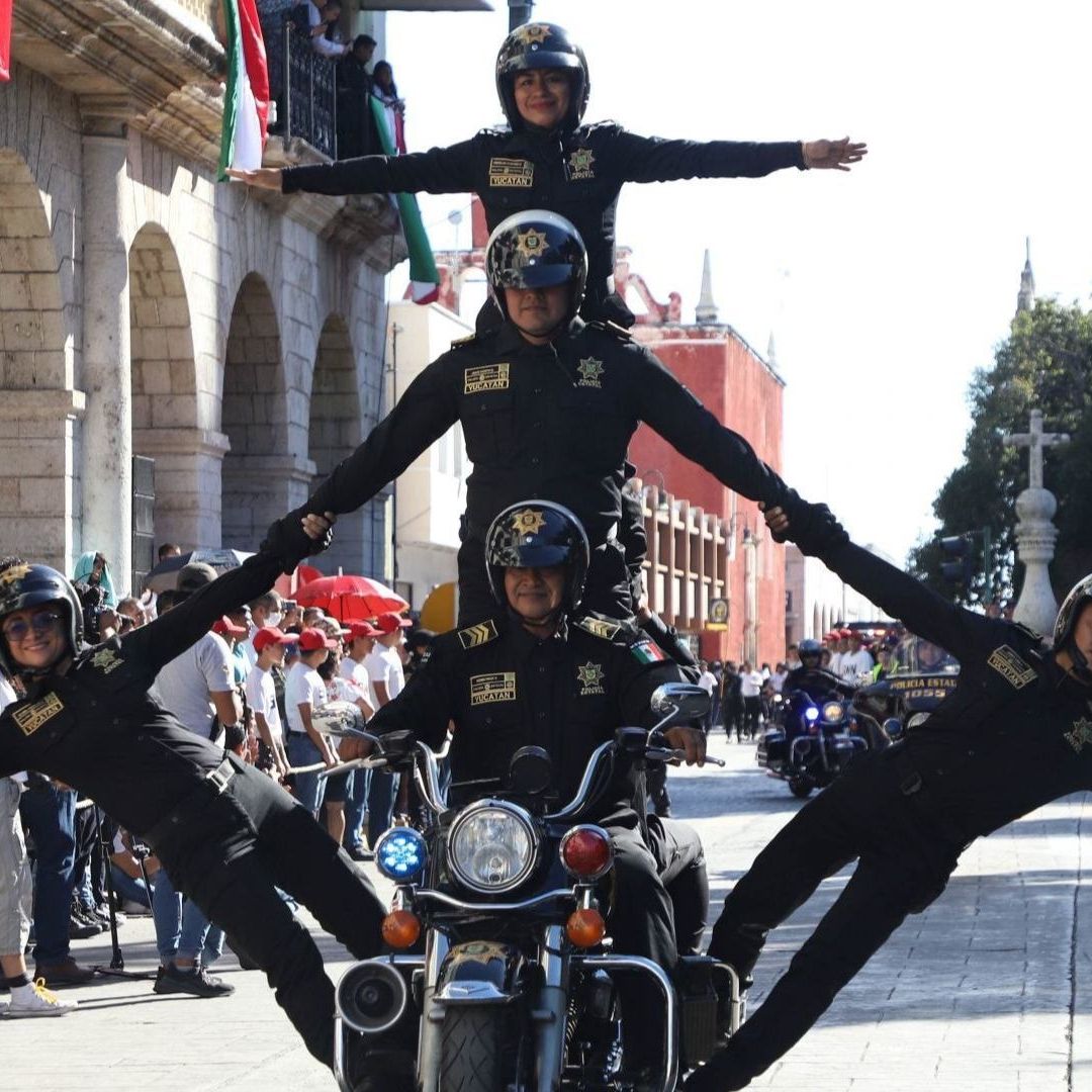 ¿Por Qué se Realizan Pirámides el 20 de Noviembre en México? Motivo del Desfile Deportivo