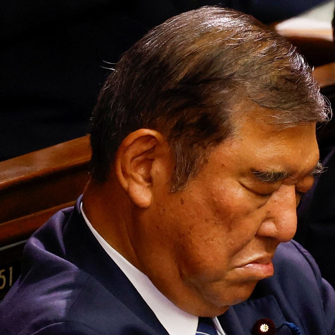 Video | Primer Ministro Japonés Se Queda Dormido Durante Votación para Reelegirse