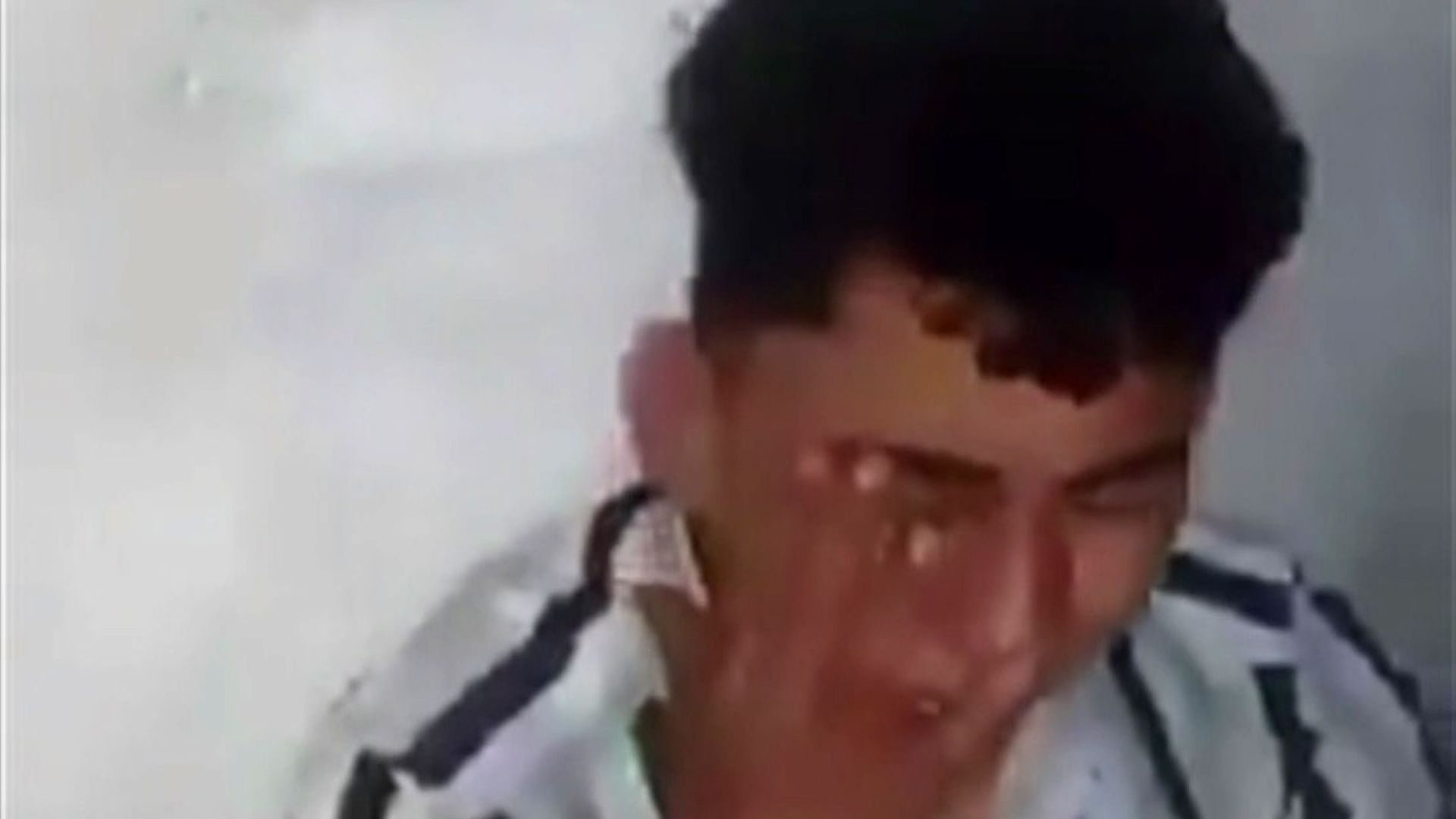 Carlos Antonio golpea brutalmente a su novia Mayra en Coyotepec, Estado de México