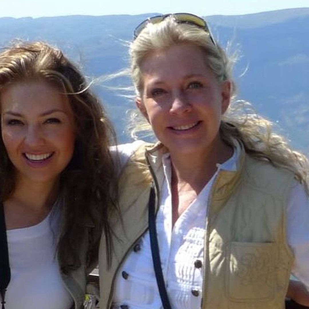 Thalía da el último adiós a su hermana Ernestina Sodi