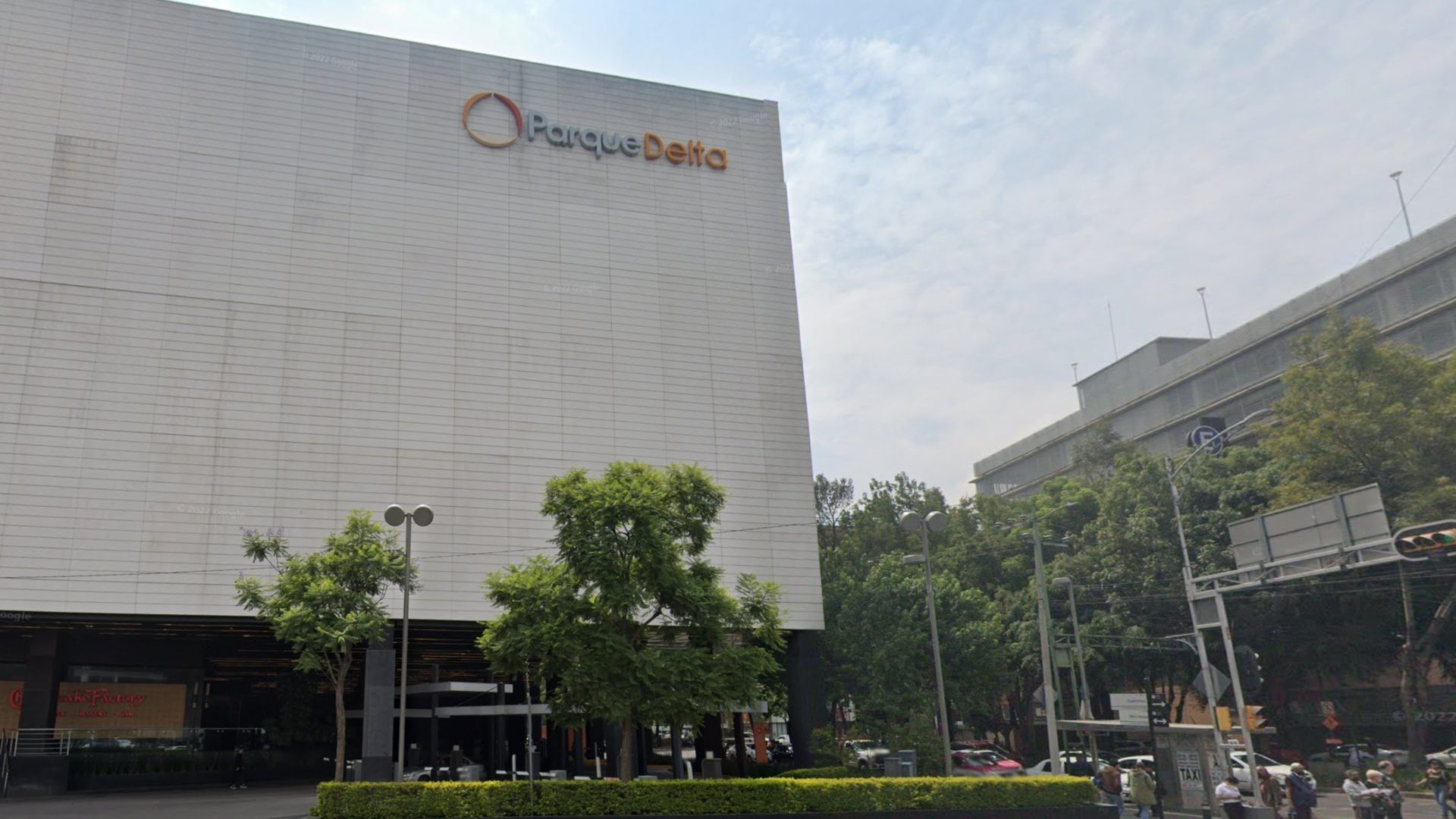 La plaza comercial continuó con sus actividades normales