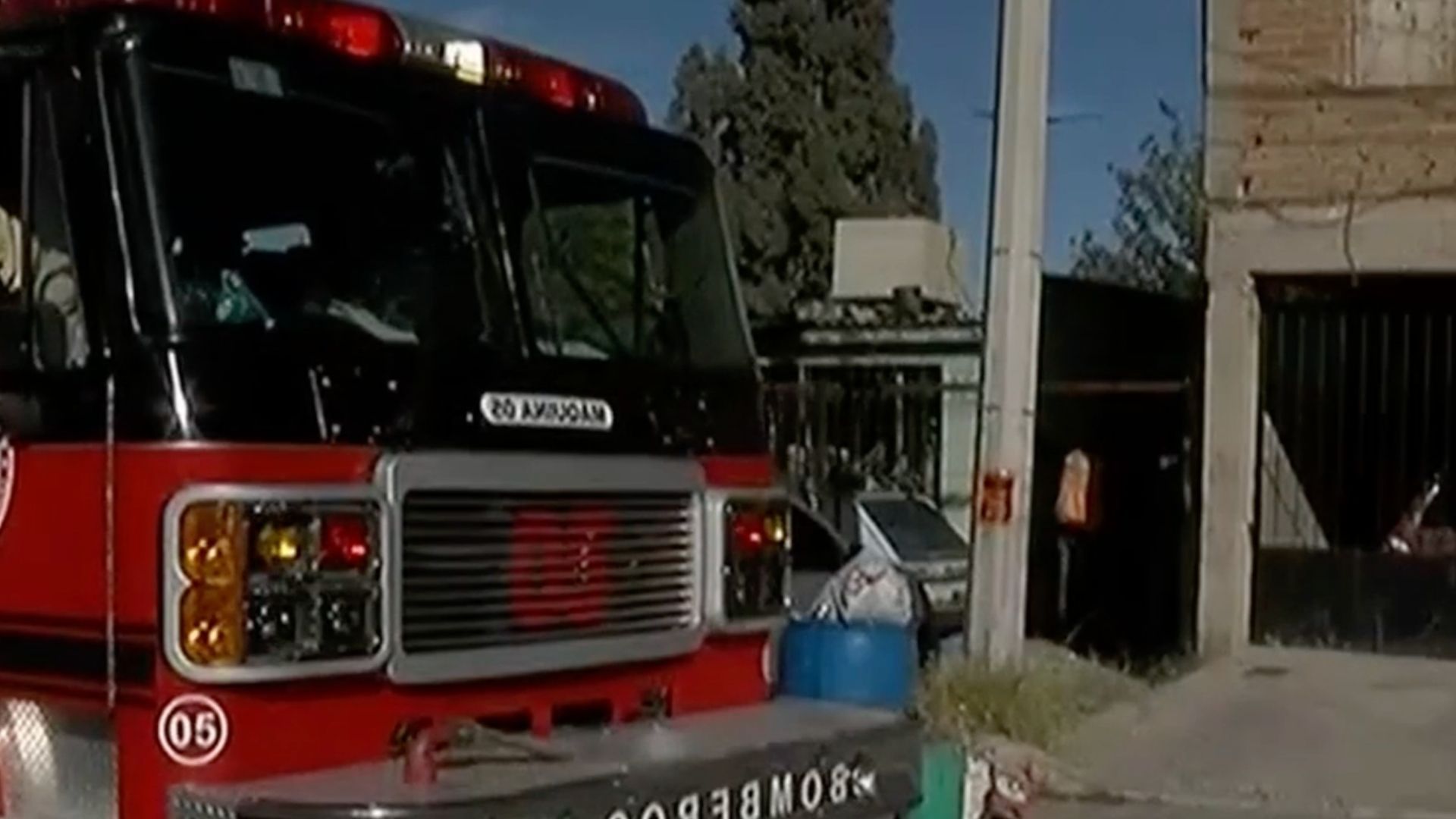 Máquina extintora 05 de la corporación de Bomberos