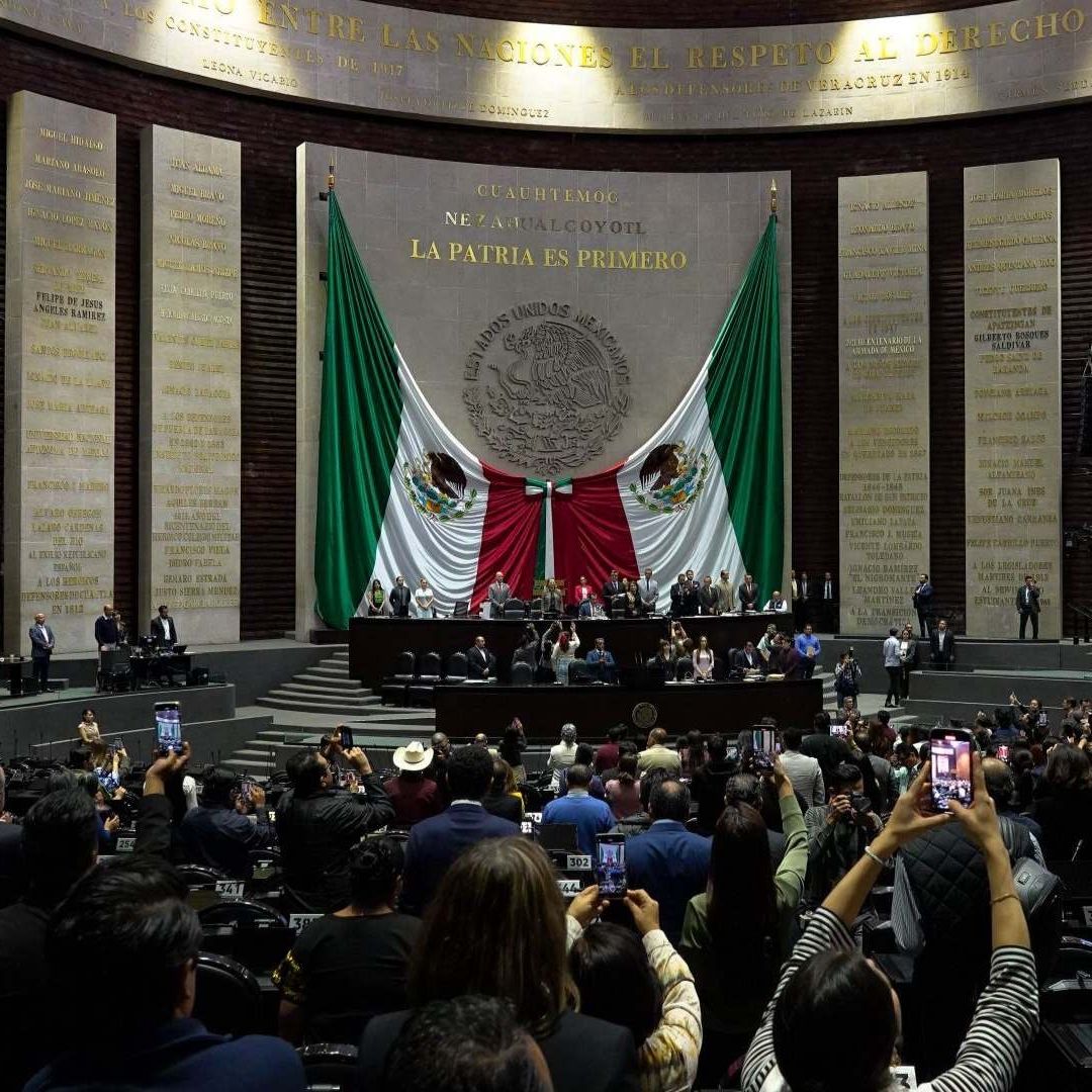 Pleno de la Cámara de Diputados en el recinto legislativo de San Lázaro