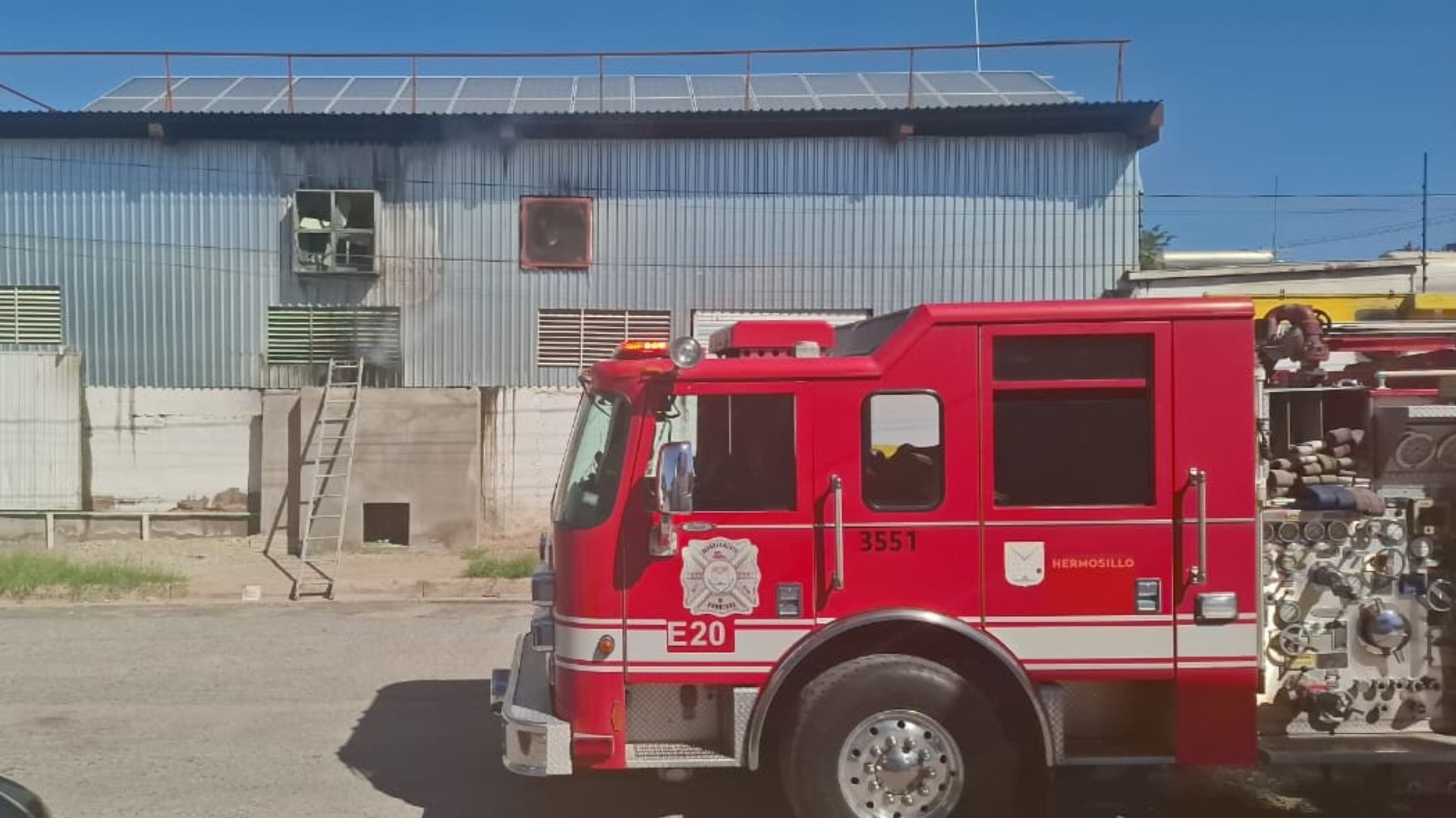Conato de Incendio en Tortillería en Colonia Villa de Seris Moviliza a Bomberos en Hermosillo
